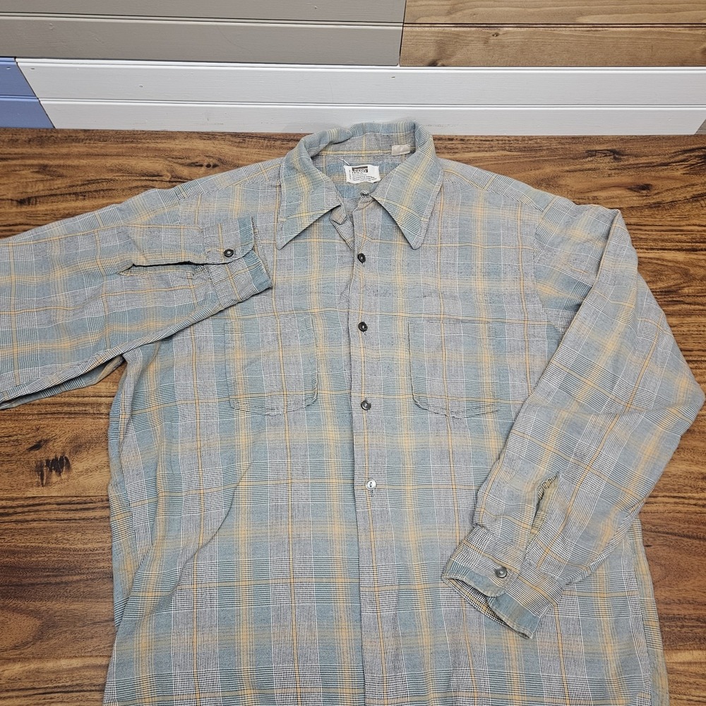 Vintage Montgomery Ward Shirt Mens XL Plaid Flannel Button Up‎ Hong Kong 90s